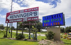Renninger's.jpg