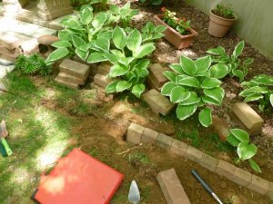 laying bricks (800x600).jpg