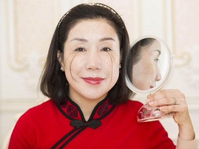longest-eyelashes.jpg