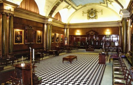 holmes-lodge-room.jpg