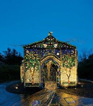 Apr21-evening-Virginia-Wright-Frierson-minnie-evans-bottle-chapel-airlie-gardens-wilmington-no...jpg