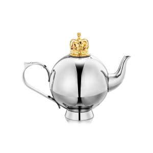 Queen's tea pot..jpg