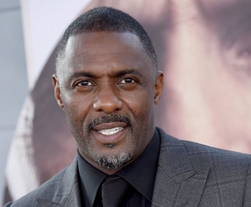 idris-elba-says-coronavirus-had-a-22traumatic-22-impact-on-his-mental-health-1594723325.jpeg