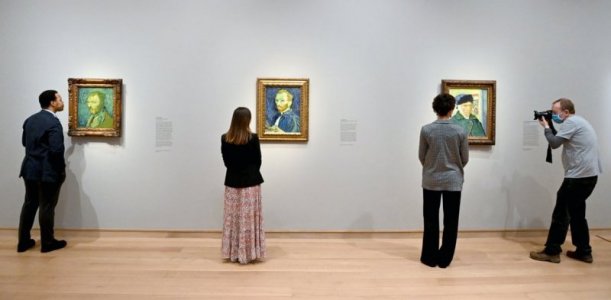 van gough.jpg