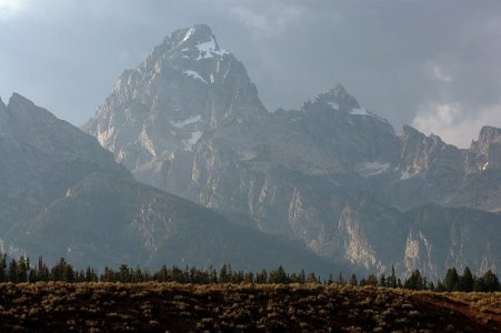 1624px-Tetons.jpg