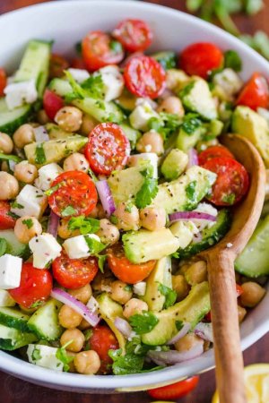 Avocado-Chickpea-Salad-5[1].jpg