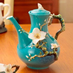 teapot021822.jpg