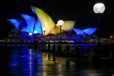 opera house.jpg