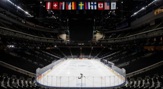 ice hockey.jpg