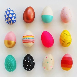 24-How-to-Paint-Wooden-Easter-Eggs[1].jpg