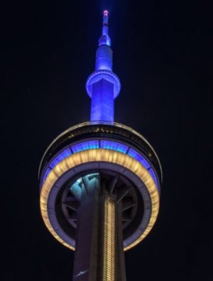 toronto.cn tower.jpg