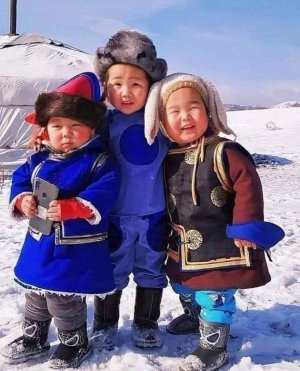 cutekids031022.jpg