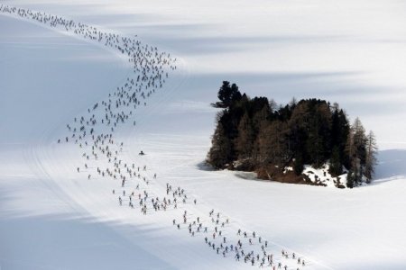 skiers.jpg