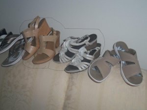 Shoes 002.jpg Shoes 002.jpg