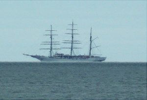 schooner.jpg
