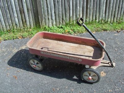 toy wagon2.jpg
