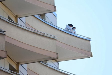 balcony.jpg