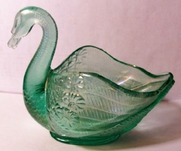 green swan.jpg