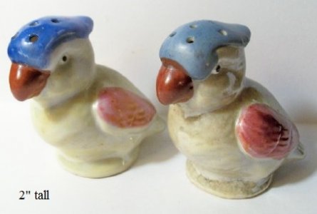 parrot shakers1.jpg