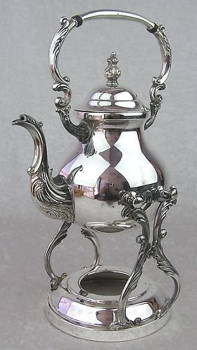 a5f5525350a5f6010dea8f2d97bc5b98--vintage-teapots-christmas-tea.jpg