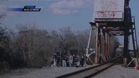 sarah-jones-case-trestle-0120-1508264382.jpg sarah-jones-case-trestle-0120-1508264382.jpg