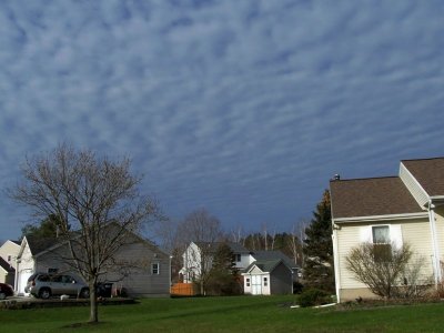clouds 4-23-22b.jpg