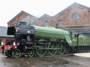 Flying_Scotsman_in_Doncaster (1).jpg