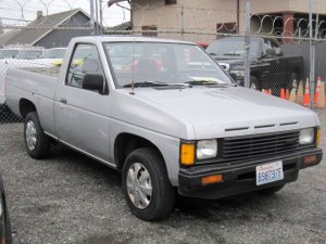 nissan-pickup-1986-8.jpg