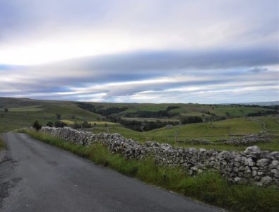 Above Malham Cove.3b.jpg