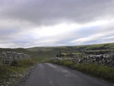 Above Malham Cove.5a.jpg