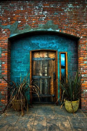 Old-Cannery-Door-in-Port-Townsend-Washington.jpg