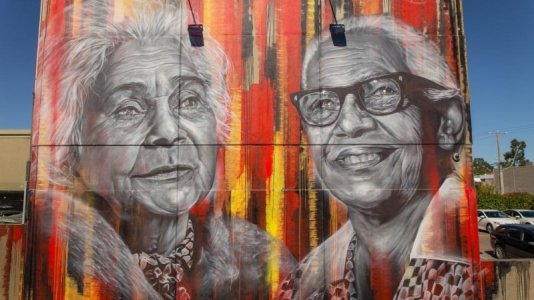 Aboriginal_Street_Art_Stage_2.jpg