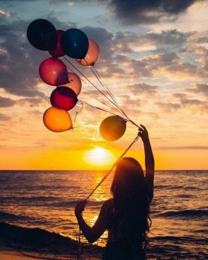 birthday balloons sea.jpg