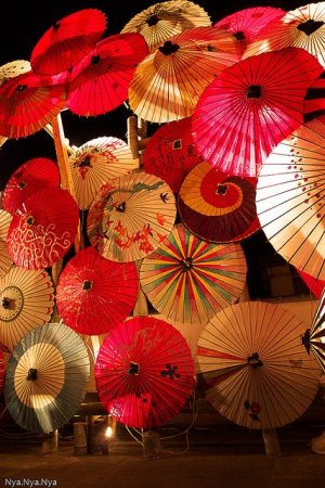 japaneseumbrellas.jpg