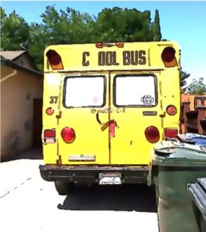 Cool+bus+cool+bus+http+isfunnynet+happy+birthday+mom+gif+cartoon+funny_e41d4f_5230387.jpg