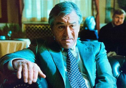 de-niro-limitless-pin-stripe-suit.jpg