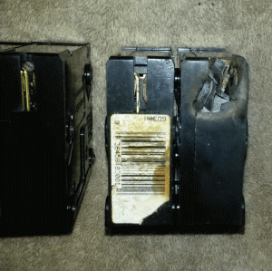 breaker12_3.gif breaker12_3.gif