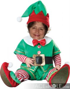elf deanie face in hole.jpg