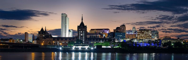 Albany-at-night.jpg