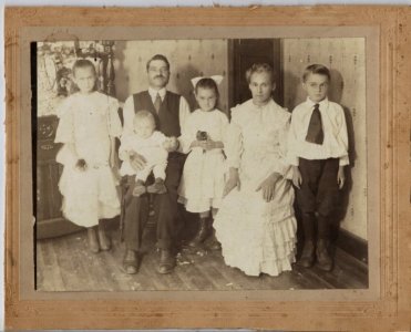 drankoski_family_1000.jpg