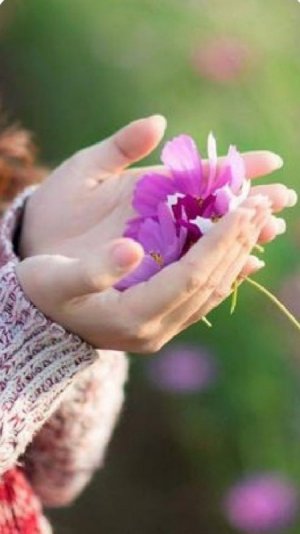 floral hand.jpg