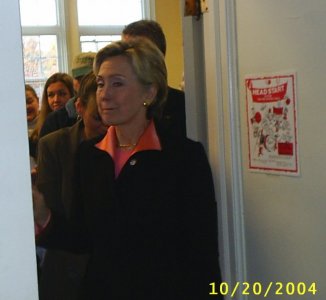 Hillary Clinton 2004.jpg