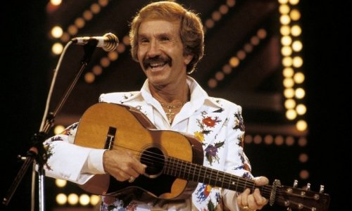 Marty Robbins.jpg