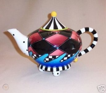 prosperity-tree-funky-teapot-by-carnival_1_7b4539f75c59624bcea504f931b197e5.jpg