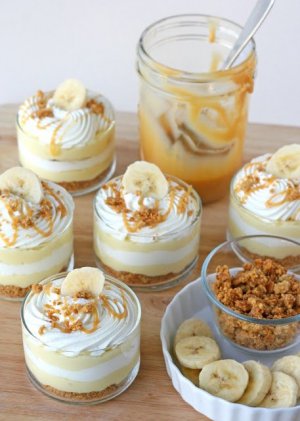 Bananacreamlayereddessert[1].jpg