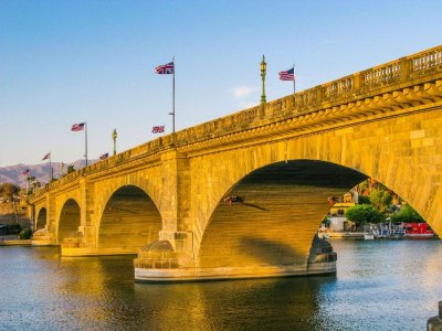 London-Bridge.jpg