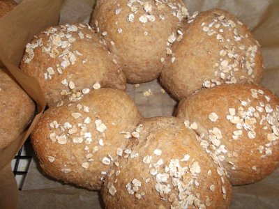 Nova Scotia Oatmeal Buns 002.JPG