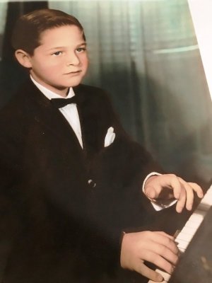 Tony at 5 yrs old - Ambassador Hotel.jpg