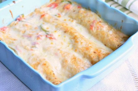 Spicy-Creamy-Shrimp-Enchiladas-1-from-willcookforsmiles.com_[1].jpg