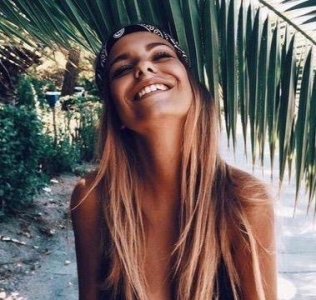 laugh palm.jpg